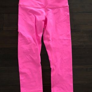 Lulu hot pink crops size 6